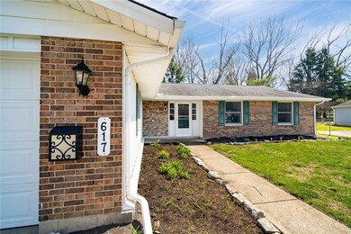617 Marshall Dr, Xenia, OH 45385 - photo 5