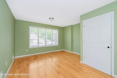 321 Sheldon Ave, Staten Island, NY 10312 - photo 3