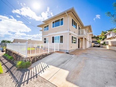 Front entrance from street. Unit A is the back hou