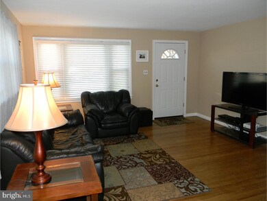 4009 Evans Ln, Drexel Hill, PA 19026 - photo 3