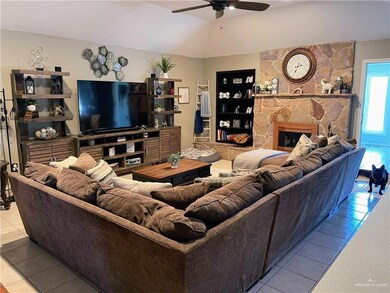 512 W 16th St, Weslaco, TX 78596 - photo 7