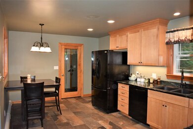 262 Jefferson Dr, Hillsborough, NH 03244 - photo 7