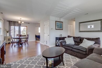 1237 Hillcreek Rd, Pasadena, MD 21122 - photo 7