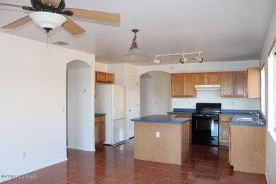2870 N Silver Island Way, Tucson, AZ 85745 - photo 6