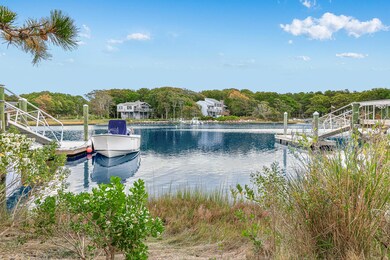 370 Monomoscoy Rd, Mashpee, MA 02649 - photo 4