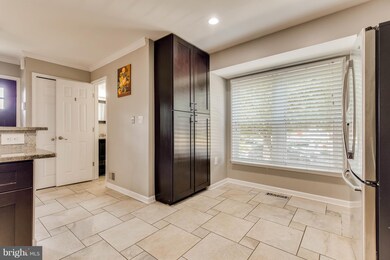 6315 Mary Todd Ct, Centreville, VA 20121 - photo 6