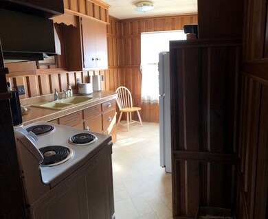 403 N Scott St, Merrill, WI 54452 - photo 7