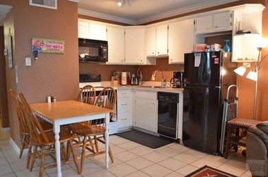 Fully functioning kitchen