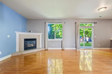 Living room 1
