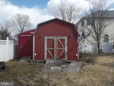 421 Heulings Ave, Riverside, NJ 08075 - photo 7