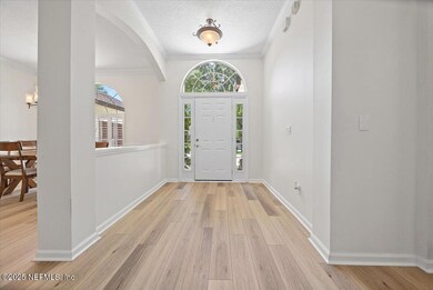 04-Foyer
