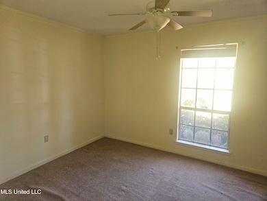 4325 Robinway Dr, Moss Point, MS 39563 - photo 5