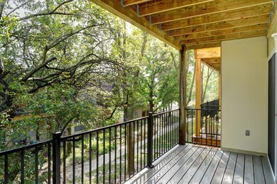 Deck (2)