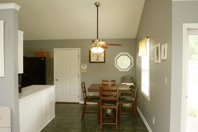 8510 Roseborough Rd, Louisville, KY 40228 - photo 5