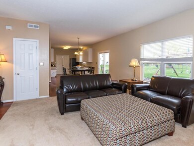 12823 Raiders Blvd, Fishers, IN 46037 - photo 6