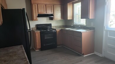 329 Richlands Ave unit 4, Jacksonville, NC 28540 - photo 5