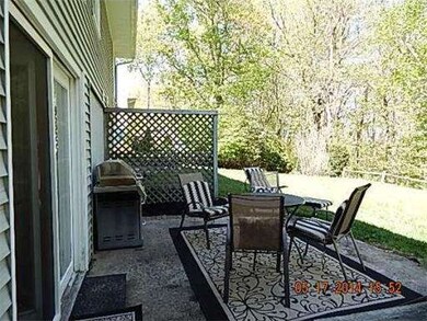 84 Duxbury Dr, Holden, MA 01520 - photo 3