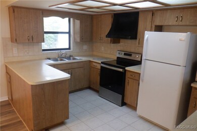 9282 N Citrus Springs Blvd, Citrus Springs, FL 34434 - photo 2