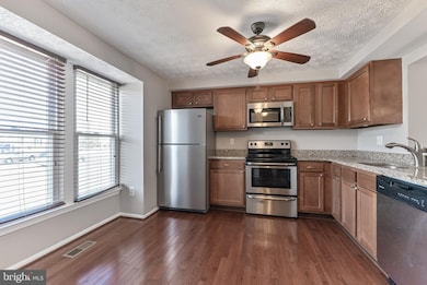 15411 Norwalk Ct, Bowie, MD 20716 - photo 4