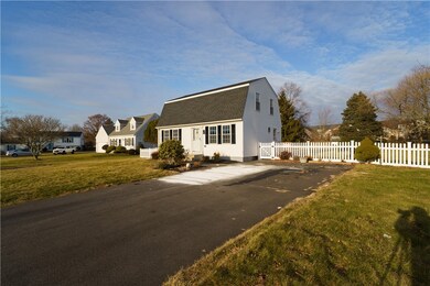 9 Sundown Ln, Middletown, RI 02842 - photo 3