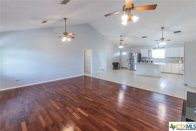 9371 S Whitehall Rd, Temple, TX 76504 - photo 6