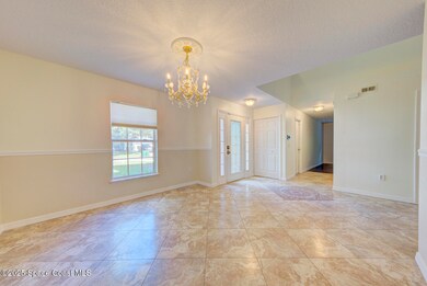 dining room & foyer (2)