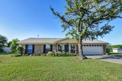 458 Mcfarland Ln, Weatherford, TX 76088 - photo 3