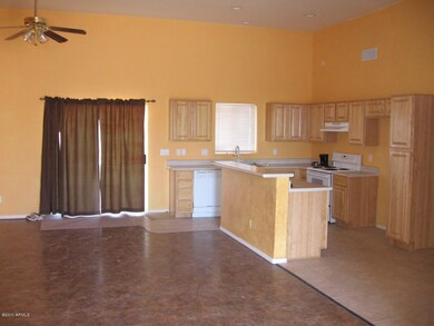 4368 E Appaloosa Dr, Eloy, AZ 85131 - photo 4