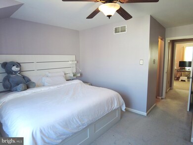 113 Arden Ct, Harleysville, PA 19438 - photo 7