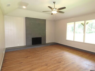 9007 9007 Pleasant Hill Cir, Tyler, TX 75707 - photo 4