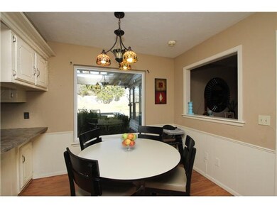 Other. Breakfast Nook