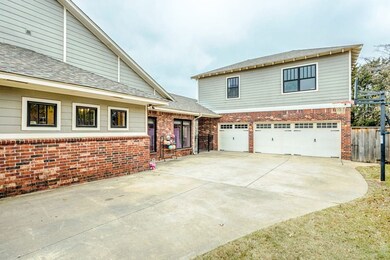 833 Gathering Leaves Way, Edmond, OK 73034 - photo 3