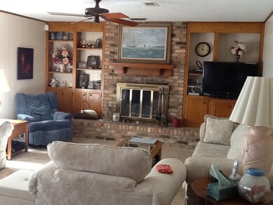 unlisted-address, Pensacola, FL 32504 - photo 2