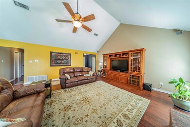 171 Meadow Brook Ct, Springtown, TX 76082 - photo 4