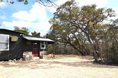 2521 County Road 241, Hondo, TX 78861 - photo 3