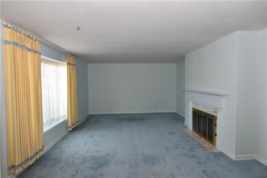 2555 Union St, Columbus, IN 47201 - photo 4