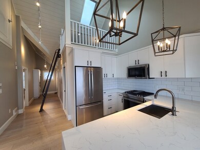 176 Winthrop Shore Dr unit 2, Winthrop, MA 02152 - photo 4