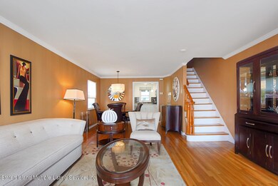 319 Chesterton Ave, Staten Island, NY 10306 - photo 4