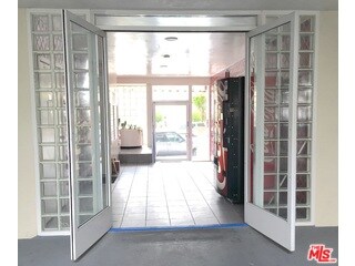 1750 N Sycamore Ave unit 309, Los Angeles, CA 90028 - photo 6