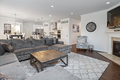 5016 Fawn Valley Dr-29