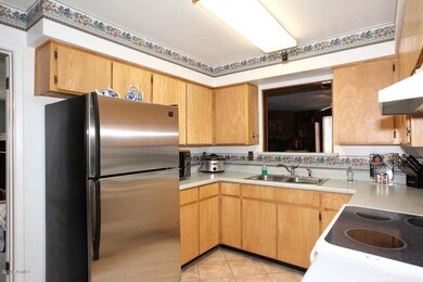 1026 N Wedgewood Dr, Mesa, AZ 85203 - photo 2