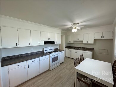 2531 Abelwood Rd, Charlotte, NC 28216 - photo 5