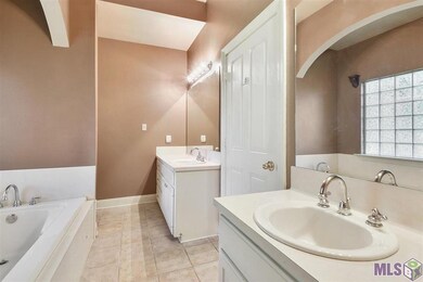4344 Hunters Point, Zachary, LA 70791 - photo 3