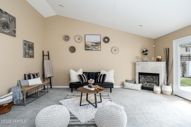 7406Fremont_07