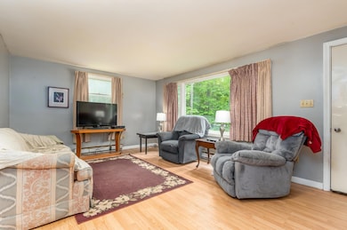 85 Chandler Rd New Gloucester-large-005-