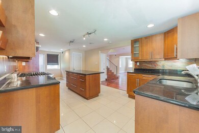 998 Township Line Rd, Wynnewood, PA 19096 - photo 7