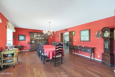 Formal Dining
