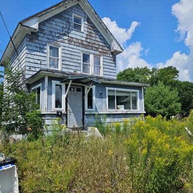 6 Pine St, East Millinocket, ME 04430 - photo 3