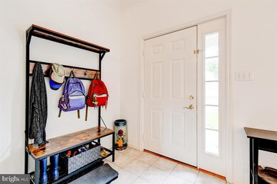 4060 Laurel Ln, Mount Joy, PA 17552 - photo 3