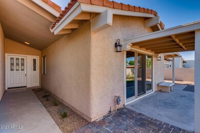 7135 N Via De Amigos Scottsdale AZ - Web